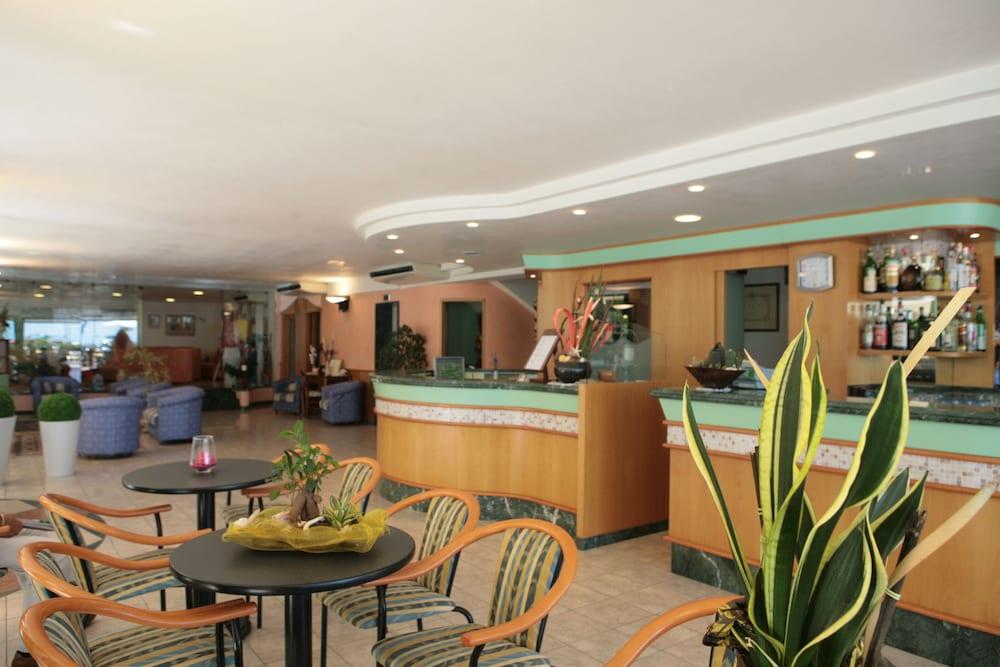 Hotel Palos Римини Екстериор снимка