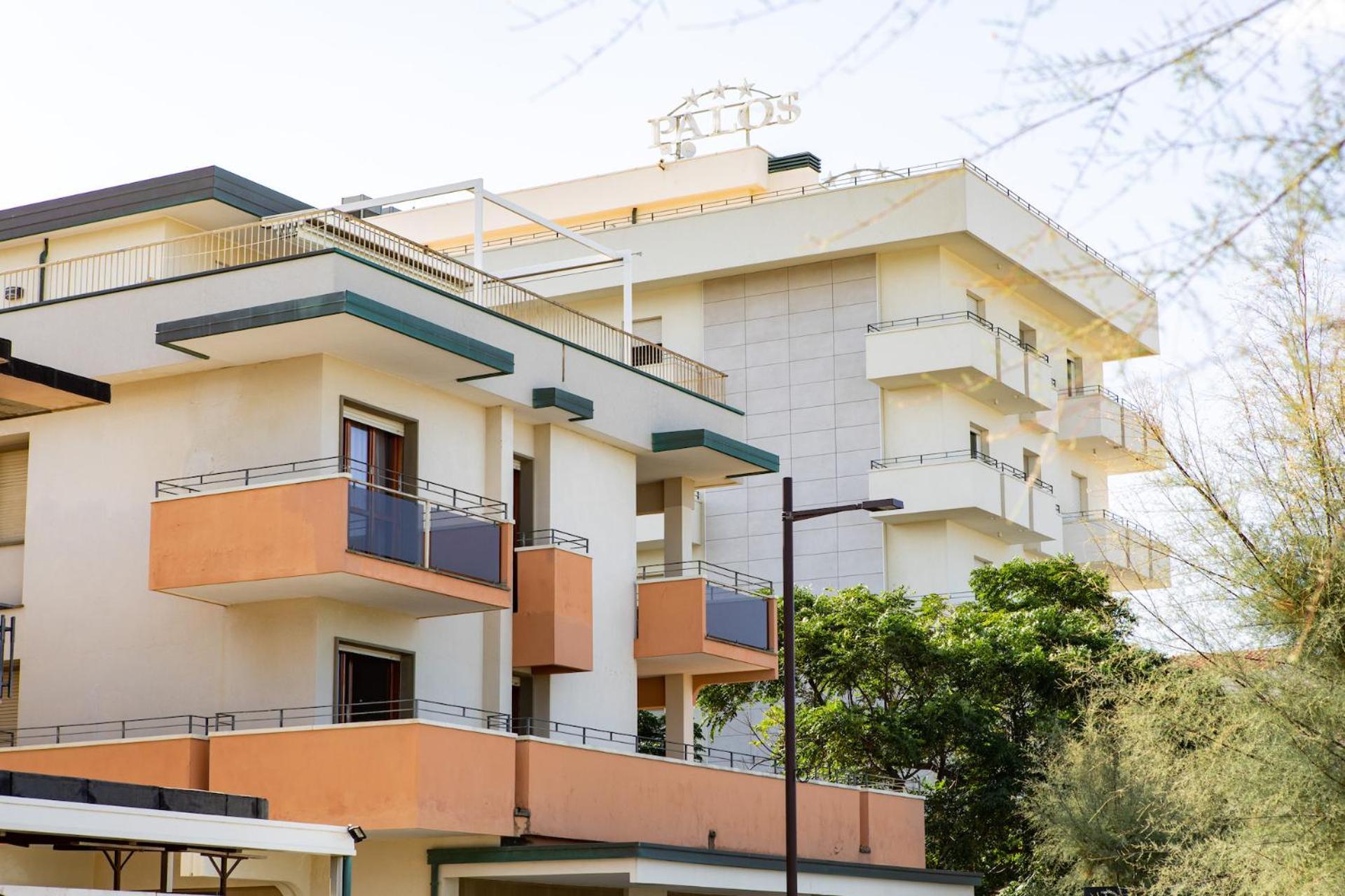 Hotel Palos Римини Екстериор снимка